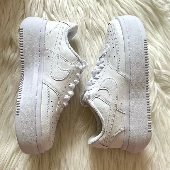 Nike Court Vision Alta Platform Sneaker - Picture 5 of 10